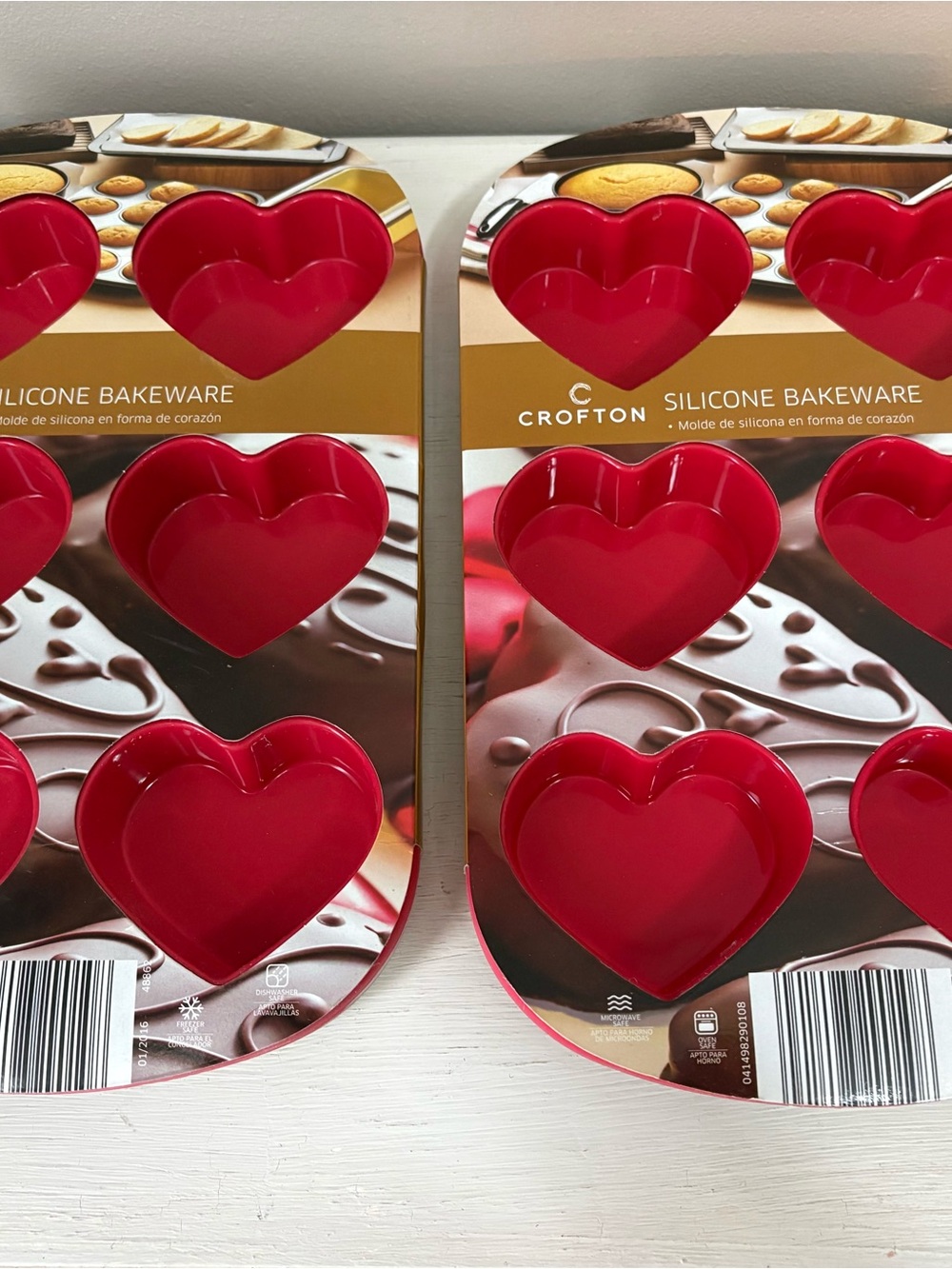 Crofton Red Silicone Heart Bake Mold - 6-Cavity Pack lot of 2